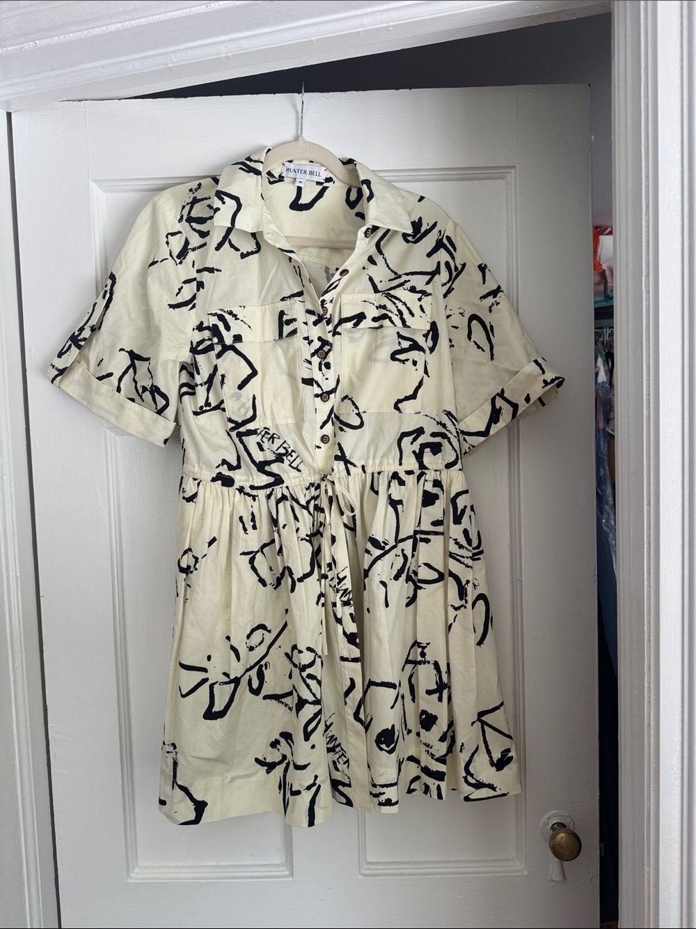 Hunter bell Button-Front Short Sleeve Shirt Dress with Black Abstract Print